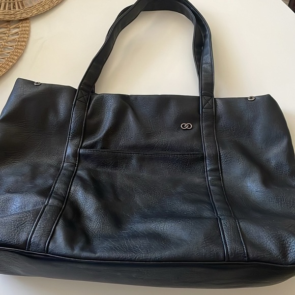 Jessica Simpson bag - Picture 2 of 5